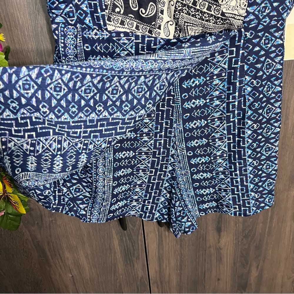 ~💙2/$40💙NWT C'Isa Sleeveless Paisley Patchwork Printed Romper Size Large - Picture 7 of 16